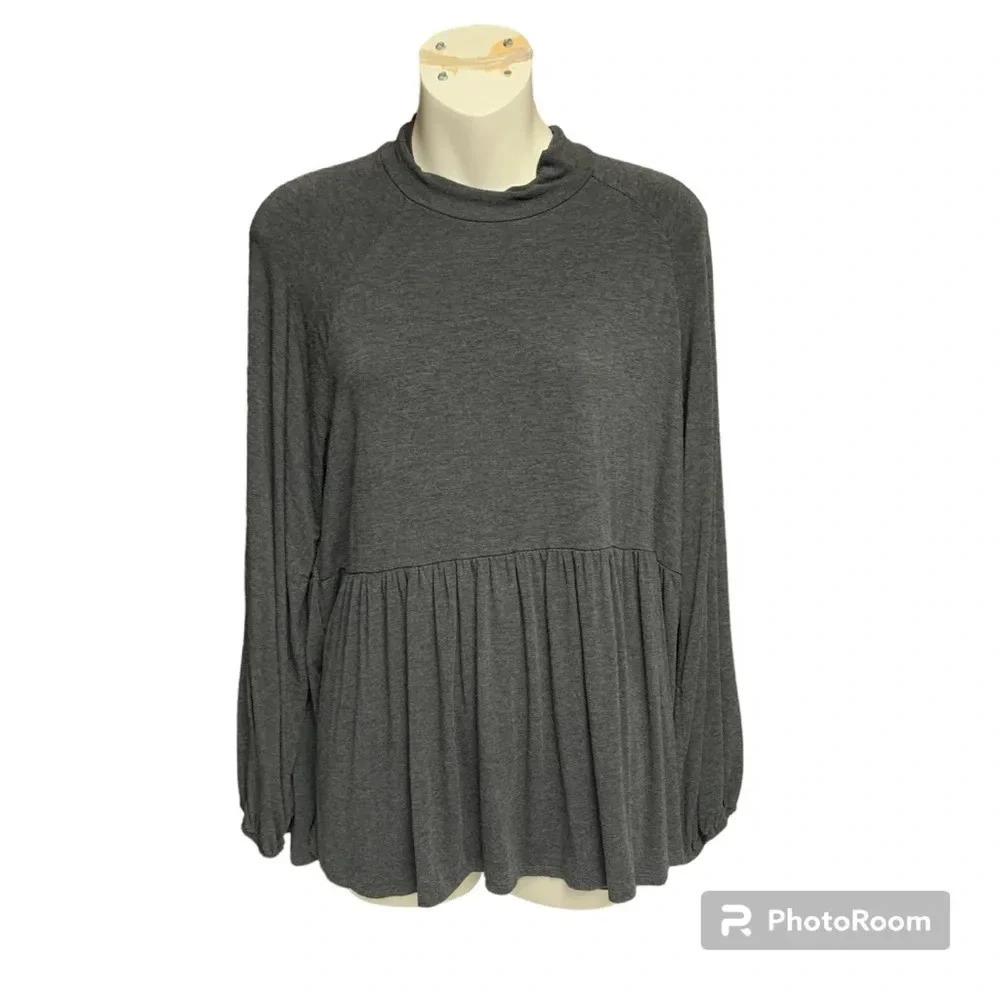 Beeson River charcoal gray medium top babydoll style elastic cuffs oversized